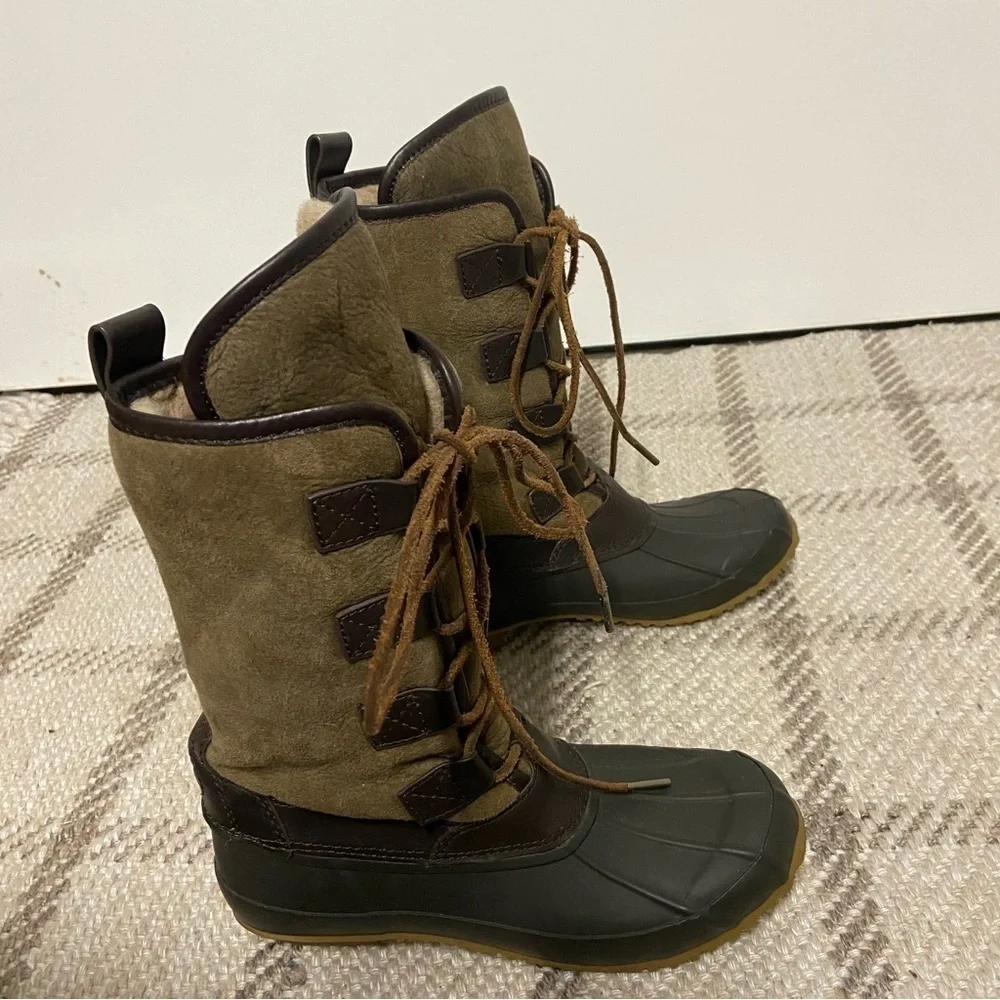 Tory Burch Argyll Shearling-Lined Lace Up Winter Duck Boots Size 6